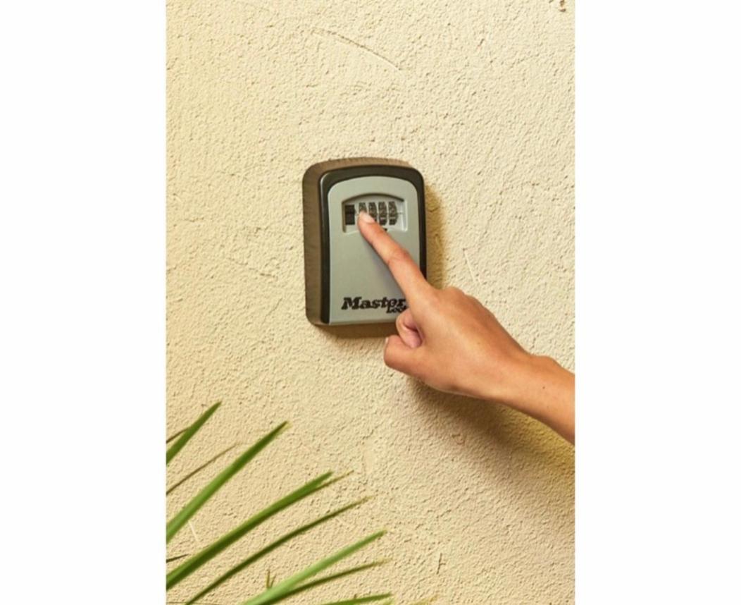 شقة Peter House 24-7 Self Check-In سيفِسوارا المظهر الخارجي الصورة